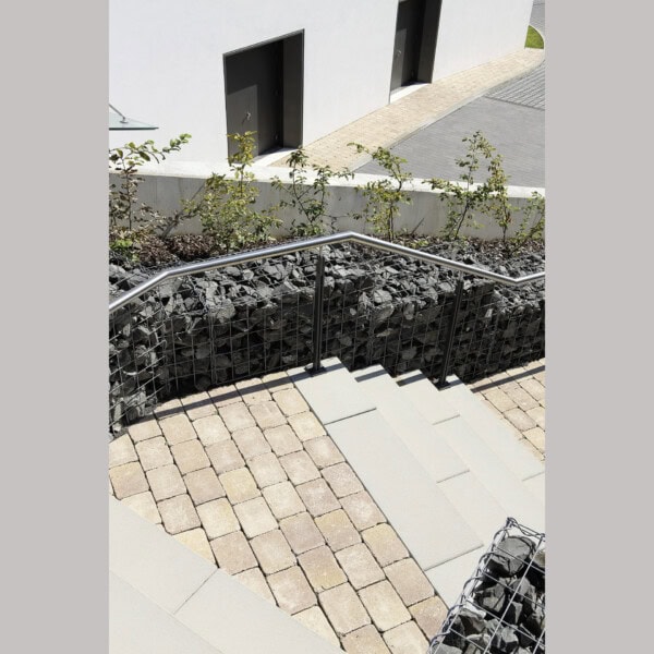 Beton-Blockstufe Cassero