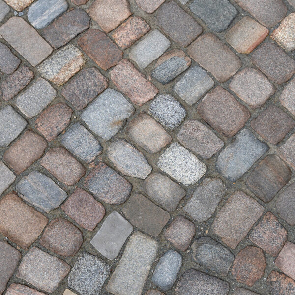 Granit Grosspflaster bunt gebraucht mit geflammter Oberflaeche upcycled